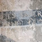 Fotografia grafitu v podobe podpisu istého Jána Fabera z roku 1694